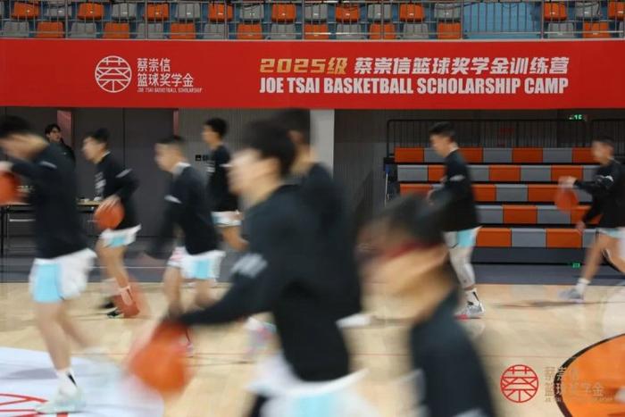 刻苦训练篮球时如何避免受伤的建议_1